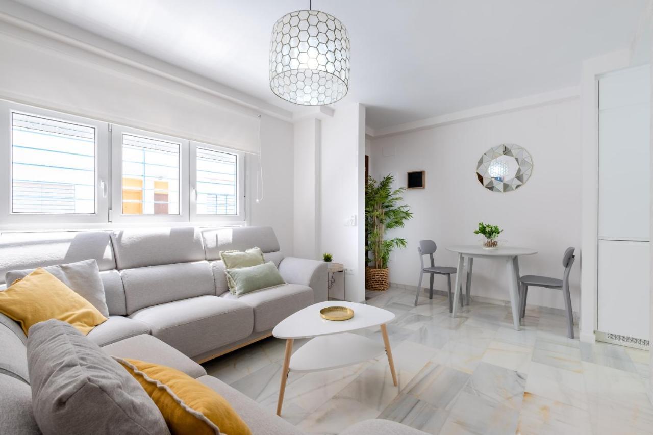 La Malagueta Beach - New Release Malaga Exterior photo