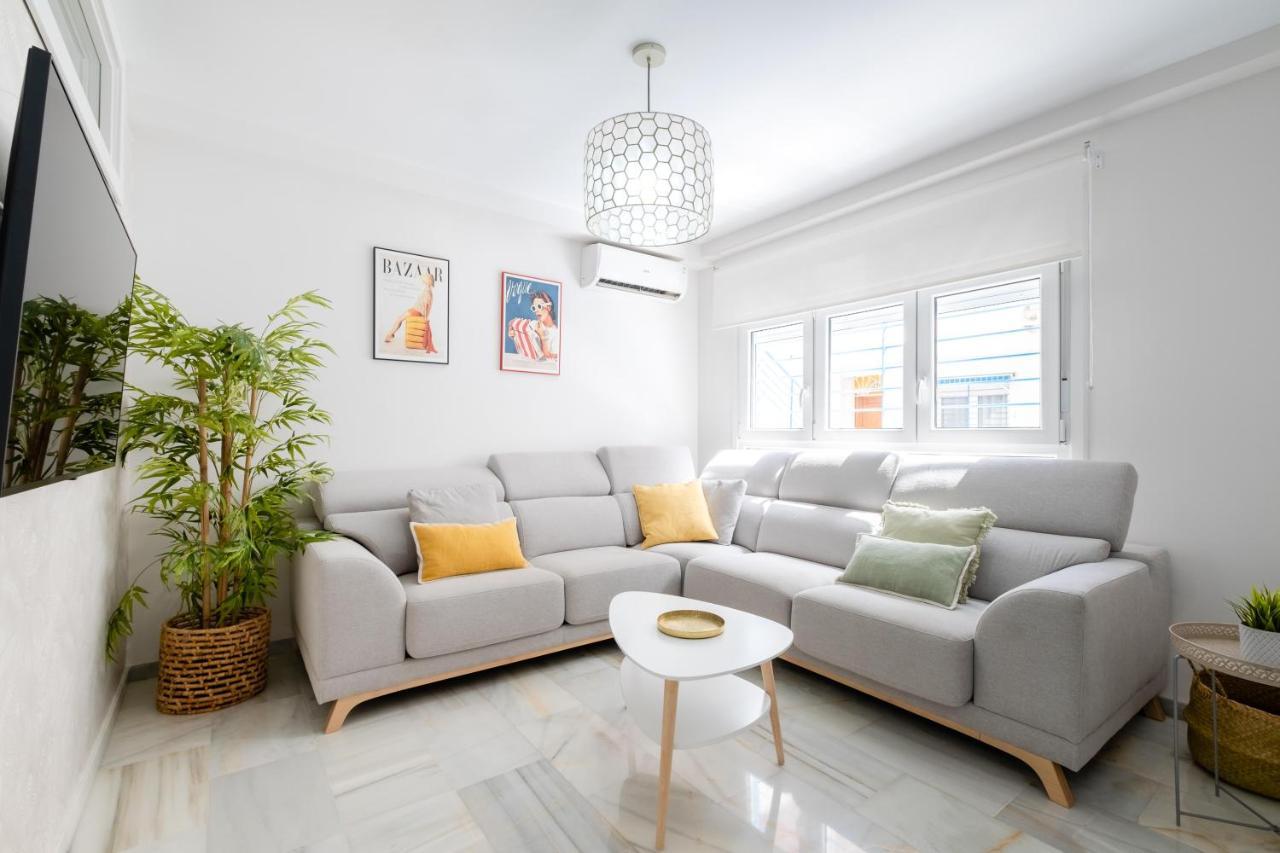 La Malagueta Beach - New Release Malaga Exterior photo